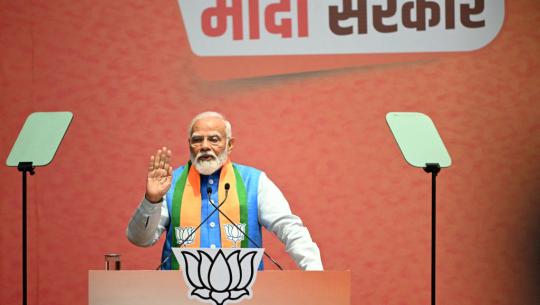 this modi's crisis